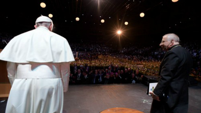 El papa pide que se combata activamente la violencia sexual en internet