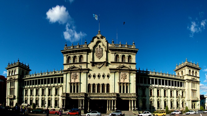 Cisma por diálogo nacional