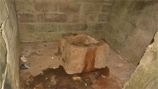 Inodoros, presos, casa