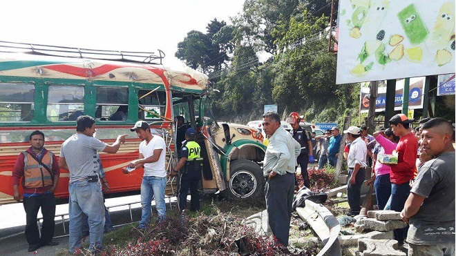 Interamericana bus-accidente-interamericana