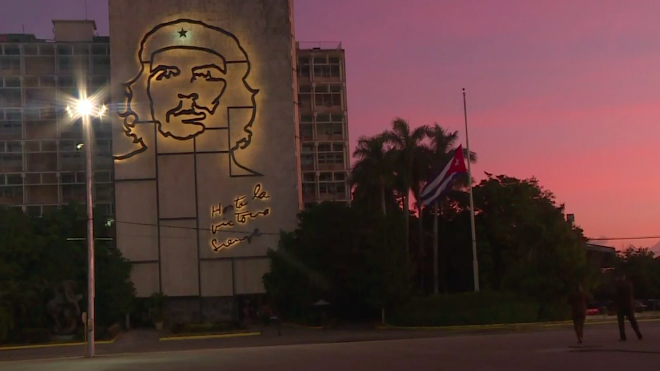 HOMENAJES CASTRO