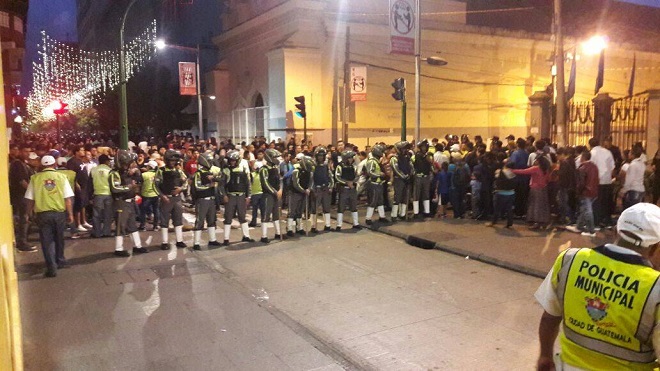 "No dialogaremos con vendedores ambulantes" reitera Álvaro Arzú