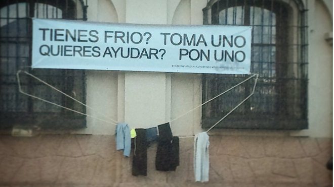 ¿Tienes frío? Los que no tienen igual ¡Dona un suéter!