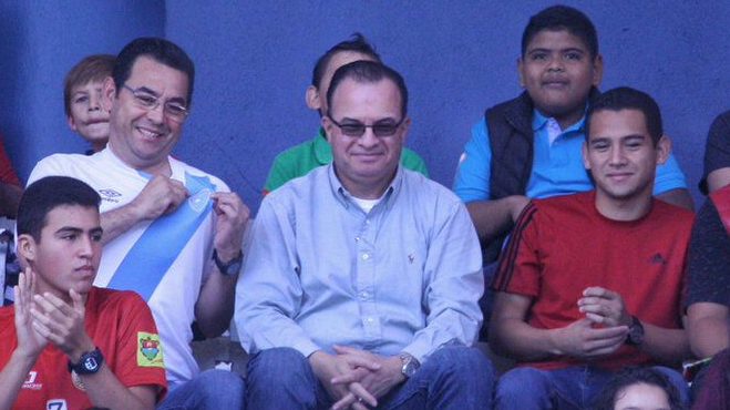 Presidente Morales junto al Ministro Mario Méndez y su hijo José Manuel Morales implicado en una investigación judicial.