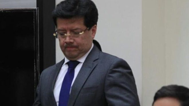 charchal audiencia Douglas Charchal