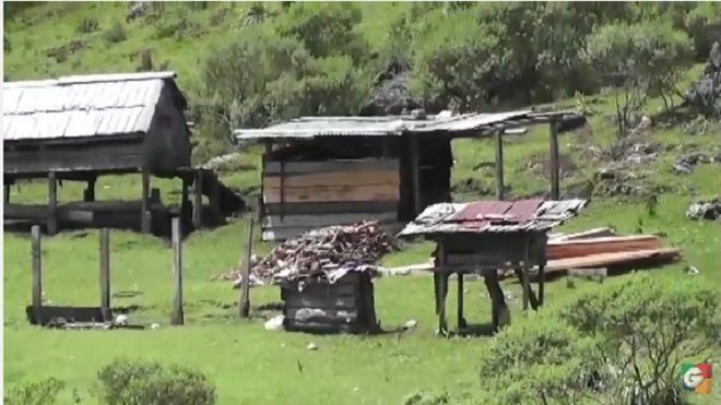 Casas, en Huehetenango de familias en extrema pobreza hechas de lamina y madera, pobres