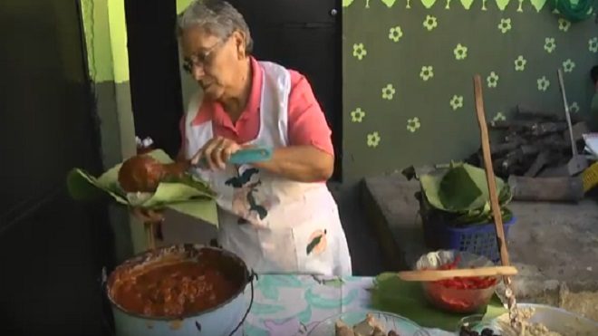 tamales son cocinados por familias gua