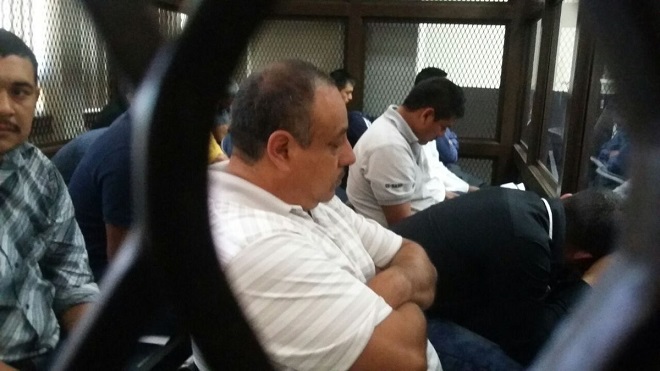 MP pide juicio contra 19 exagentes de la PNC por el asesinato de 3 campesinos