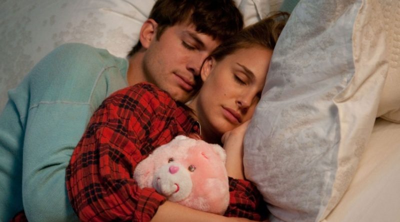 amigo con derecho película ashton kutcher natalie portman sin compromiso