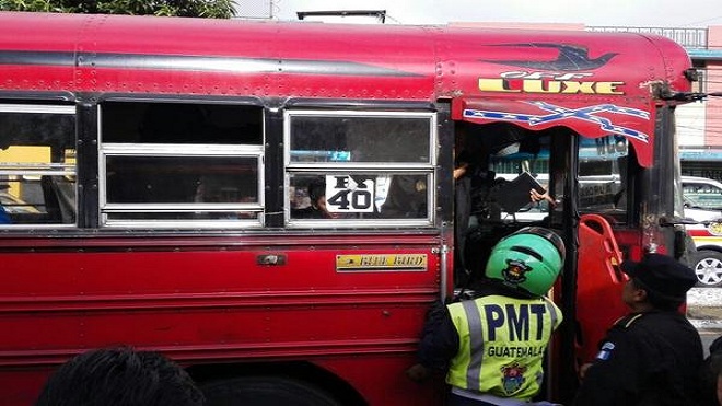 Militares Falta de buses en Mixco, pilotos piden presencia militar