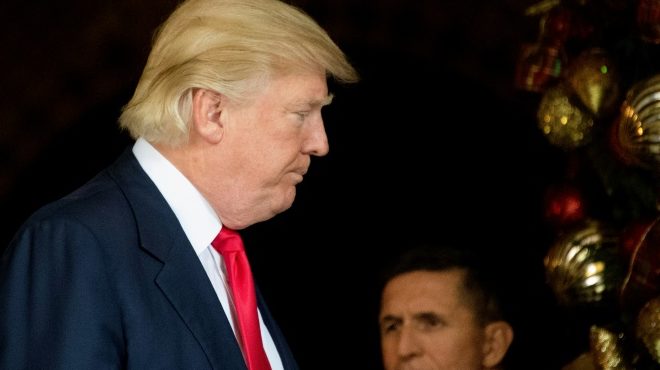 El Gobierno de Donald Trump, ante su primera crisis