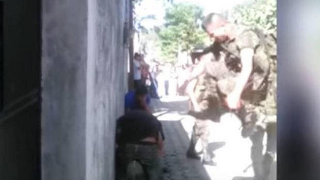 Condenan a 5 soldados por golpiza a menores