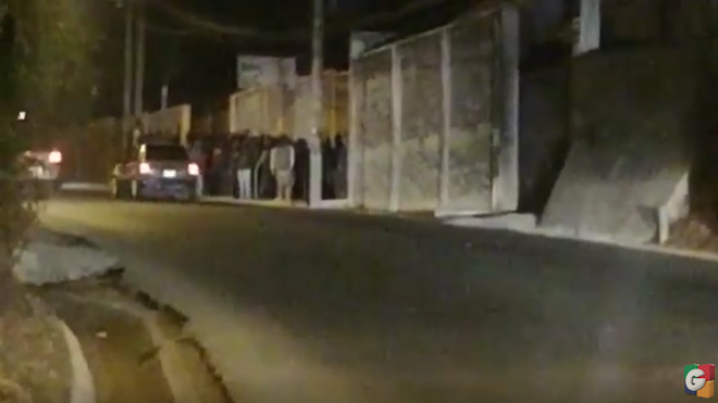 Encapuchados intimidan a automovilistas en Mixco