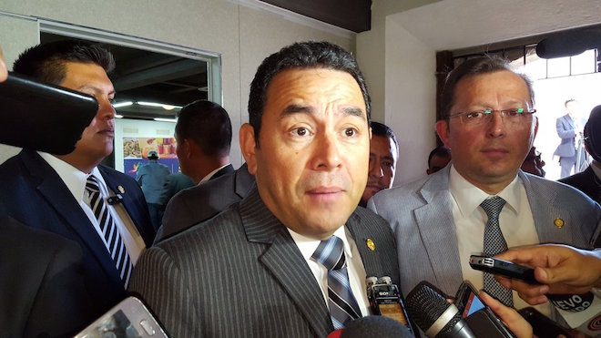 Jimmy Morales afirma que puede remover a Iván Velásquez