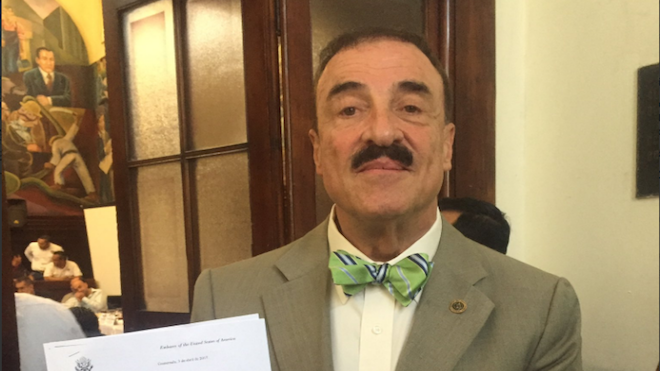 Linares Beltranena se queda sin VISA, él asegura que es una revancha política