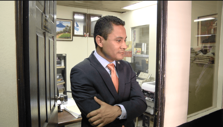 Antes de la audiencia dijo: "El precedente tenía que llegar, a mi me tocó y aquí estoy"
