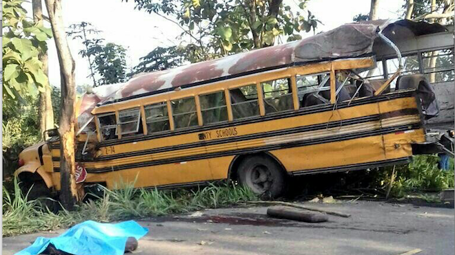 Busazo en Interamericana deja un muerto