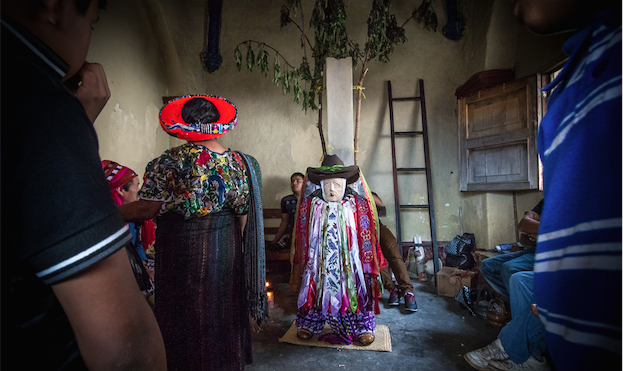 Procesión de Maximón en Santiago Atitlán