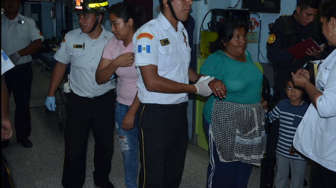 Nuevo ataque contra bus, deja 4 pasajeros heridos de la Ruta 83