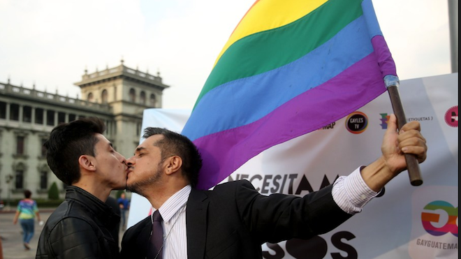 Diputados proponen ley homofóbica