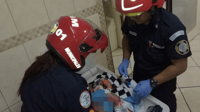 hallan a recién nacido abandonado en Centro Comercial de la Atanasio Tzul