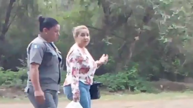 Blanca Stalling sale de la cárcel para celebrar el #DiaDeLaMadre con su hijo en Mariscal Zavala [VIDEO]
