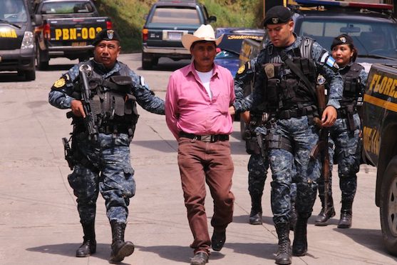 Presunto violador capturado durante Estado de Sitio.
