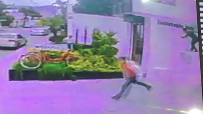 Así se escapan 2 niños de casa hogar de zona 15 a cargo de Bienestar Social [VÍDEO]