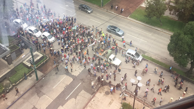 Guatemaltecos protestan a favor de Maduro y piden respeto a ese gobierno