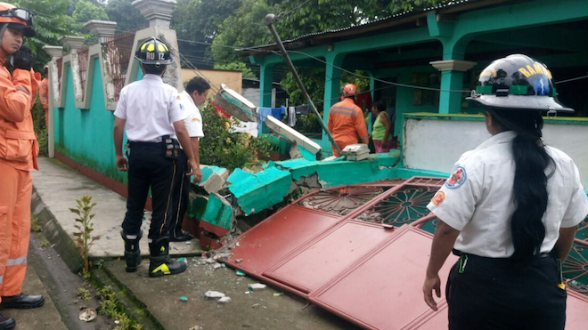 Sismo en Guatemala deja 2 muertos y serios daños en varios municipios