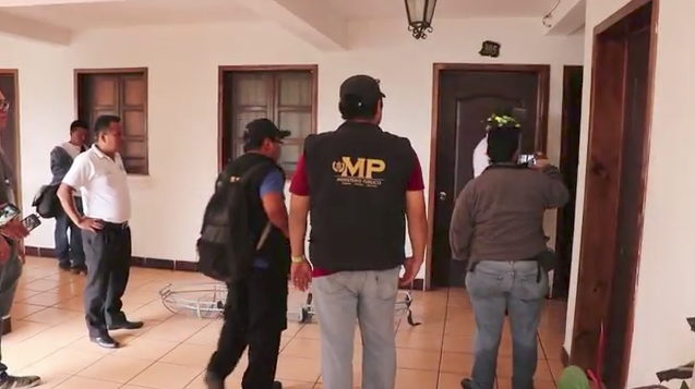 Hallan muerto a hombre en habitación de hotel en Jalapa.