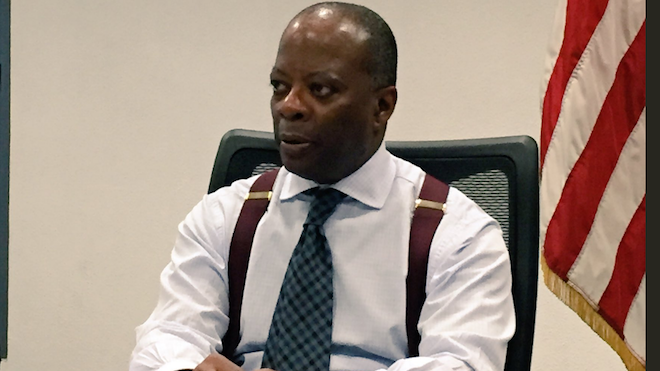 Embajador Todd Robinson llama "Idiotas" a 4 diputados