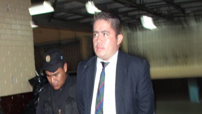 Este es el hombre que atropelló mientras huía a un agente de la PNC en El Trébol