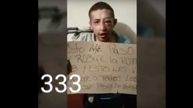 VIDEO: Grupo de "justicieros urbanos" se presenta en sociedad golpeando a presunto ladrón