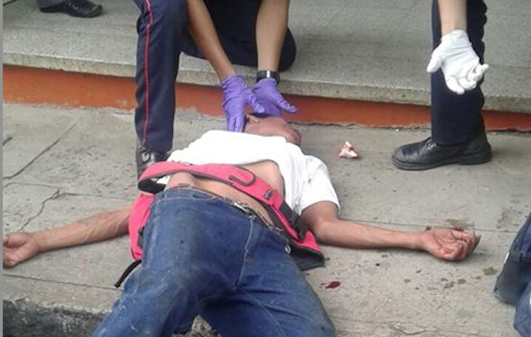 Hombre herido con arma blanca por intento de asalto.
