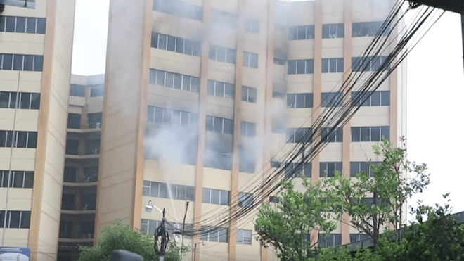 Dos muertos fue el resultado del incendio en el ministerio de Hacienda de El Salvador