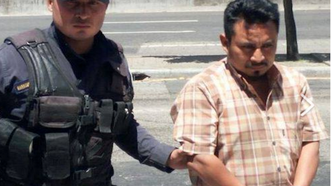 Detienen a piloto de autobús que presuntamente atropelló a mujer que falleció