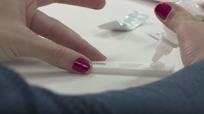 Farmacias comienzan a vender "auto-tests" del sida