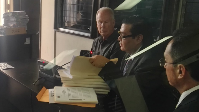 Al fin llega Arzú a Tribunales para defender su inmunidad