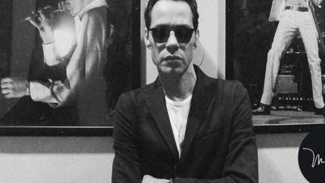 El cantante Marc Anthony informó sobre le fallecimiento de su madre.