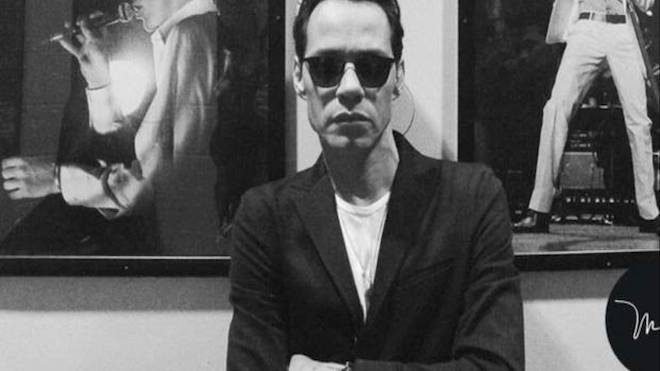 El cantante Marc Anthony informó sobre le fallecimiento de su madre.