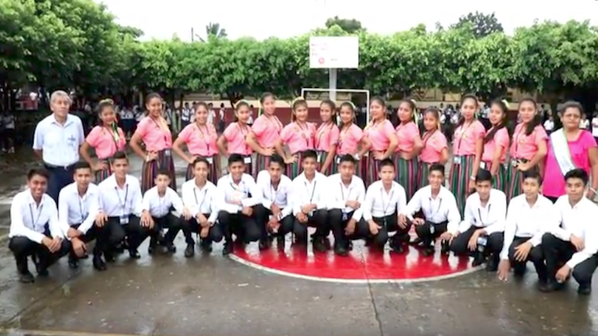 Integrantes de un grupo de baile de Chicacao, Suchitepéquez podrían viajar a Los Ángeles para participar en un festival.