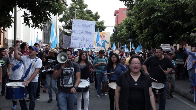 manifestantes contra Jimmy Morales