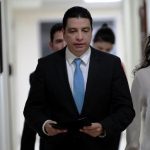 Más de Q12 millones y dos esculturas talladas en bronce vinculadas con Érick Archila pasan a favor del Estado