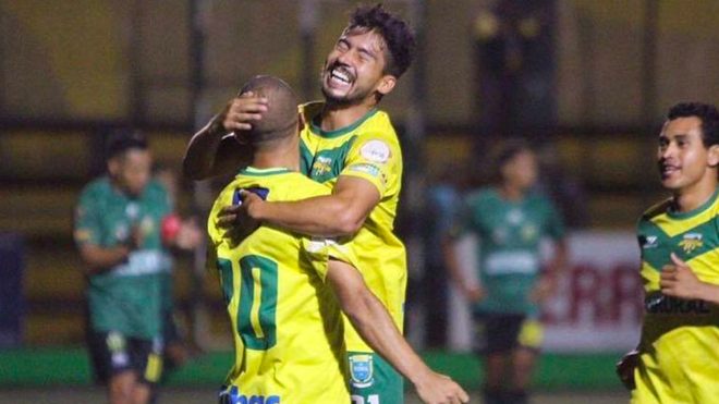 jugadores Julian-Priego-Petapa-Guastatoya-2017-Apertura