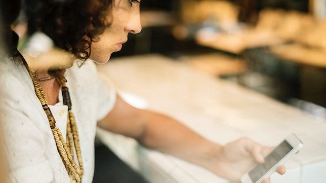 Espiar el teléfono de tu pareja ya es un delito en este país latinoamericano