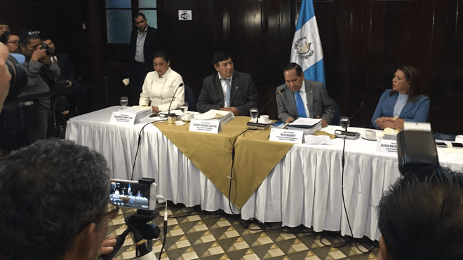 Comisión Pesquisidora conoce antejuicio contra Jimmy Morales