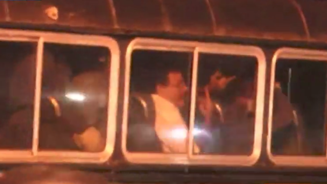 VIDEO: Diputados dentro de buses insultan a los guatemaltecos