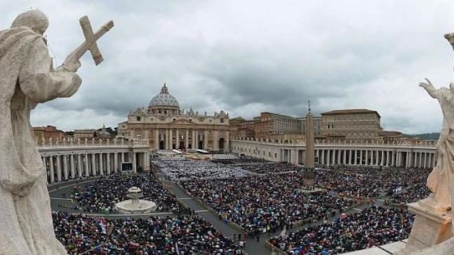 Vaticano llama a diplomático en EEUU sospechoso de consultar pornografía infantil