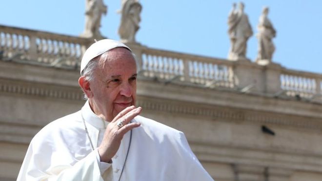 FRANCO ORIGLIA/ GETTY El hombre que habla en este testimonio le pide al papa Francisco que haya justicia, especialmente en una institución, dice: "Donde la bondad es lo más importante, la fe, la ayuda a los demás, el amor al prójimo".